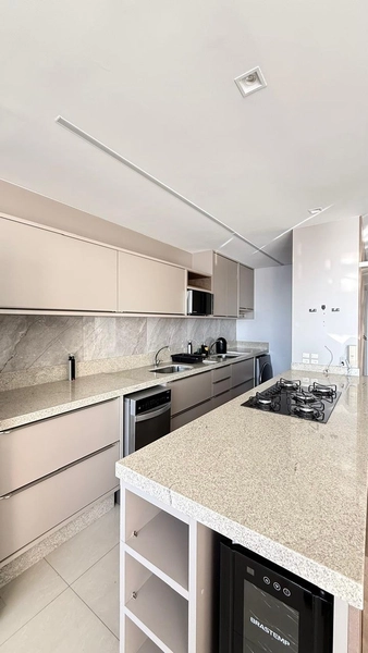 SEU FRENTE MAR EM MOBILIADO NO CENTRO DE ITAJAI: 20ª foto da galeria de imagens do imóvel