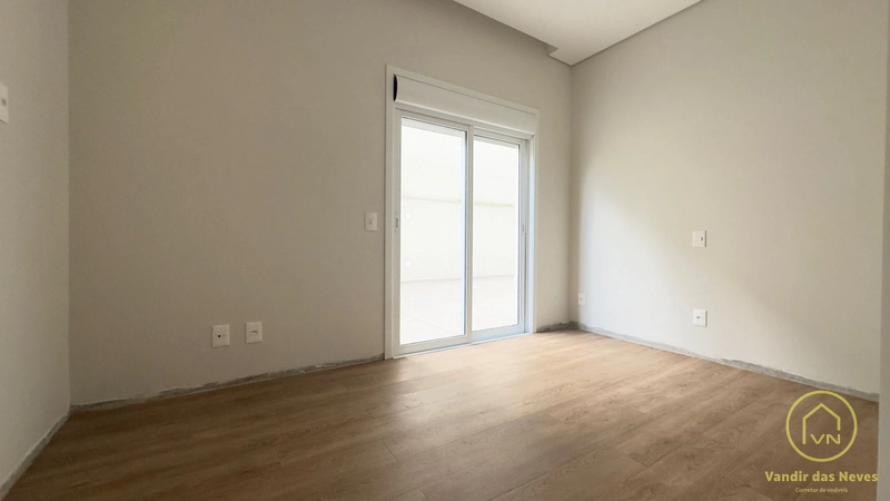 Casa suspensa 2 suítes mais 2 demi-suítes, centro de Itajaí: 17ª foto da galeria de imagens do imóvel