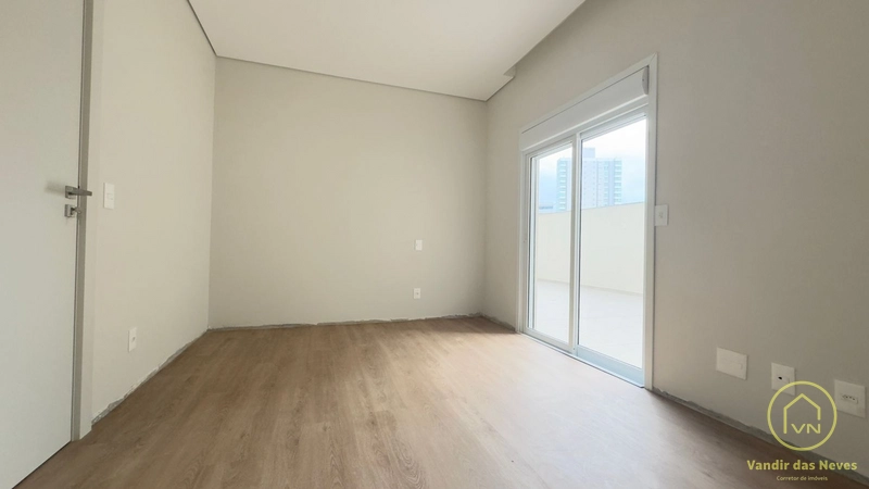 Casa suspensa 2 suítes mais 2 demi-suítes, centro de Itajaí: 14ª foto da galeria de imagens do imóvel