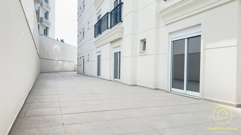 Casa suspensa 2 suítes mais 2 demi-suítes, centro de Itajaí: 3ª foto da galeria de imagens do imóvel