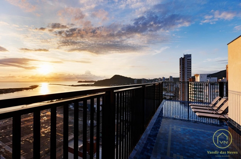 Casa suspensa 2 suítes mais 2 demi-suítes, centro de Itajaí: 26ª foto da galeria de imagens do imóvel