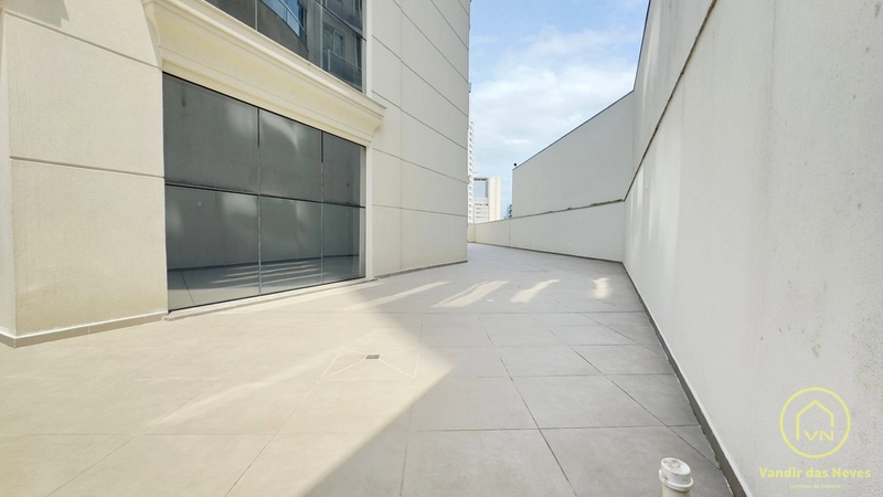 Casa suspensa 2 suítes mais 2 demi-suítes, centro de Itajaí: 5ª foto da galeria de imagens do imóvel