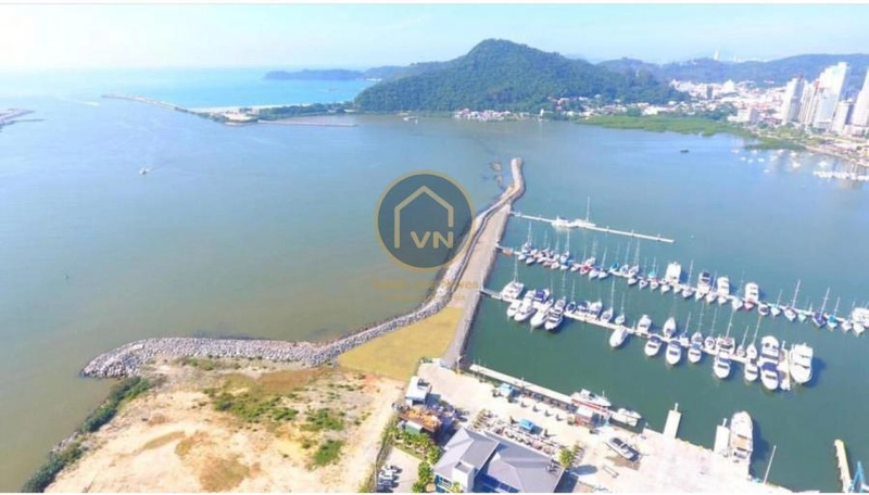 Casa suspensa 2 suítes mais 2 demi-suítes, centro de Itajaí: 37ª foto da galeria de imagens do imóvel