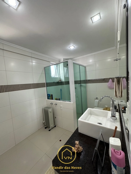 APARTAMENTO NA PRAIA BRAVA: 10ª foto da galeria de imagens do imóvel