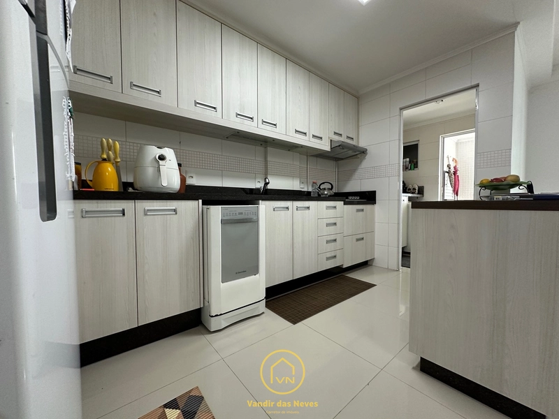 APARTAMENTO NA PRAIA BRAVA: 1ª foto da galeria de imagens do imóvel