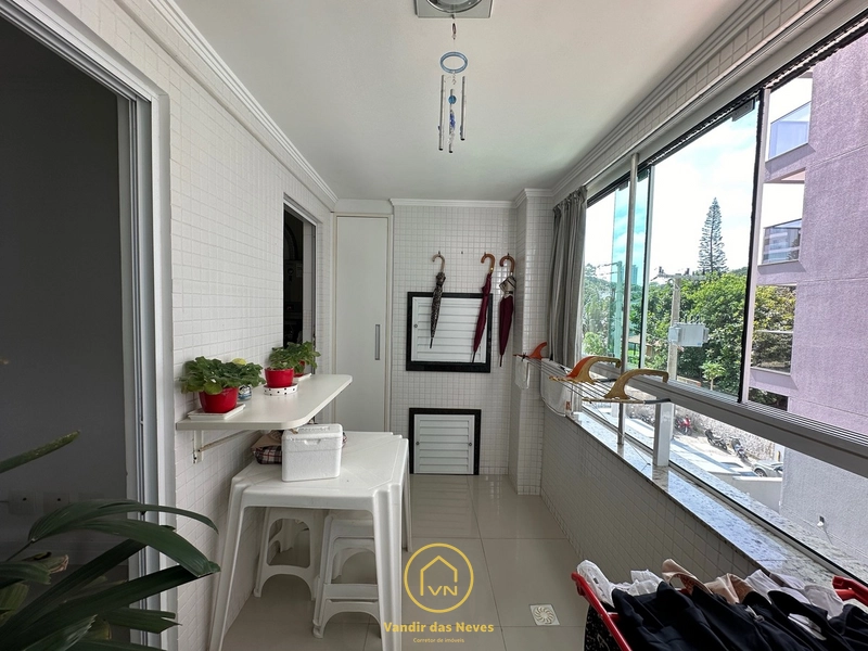 APARTAMENTO NA PRAIA BRAVA: 8ª foto da galeria de imagens do imóvel