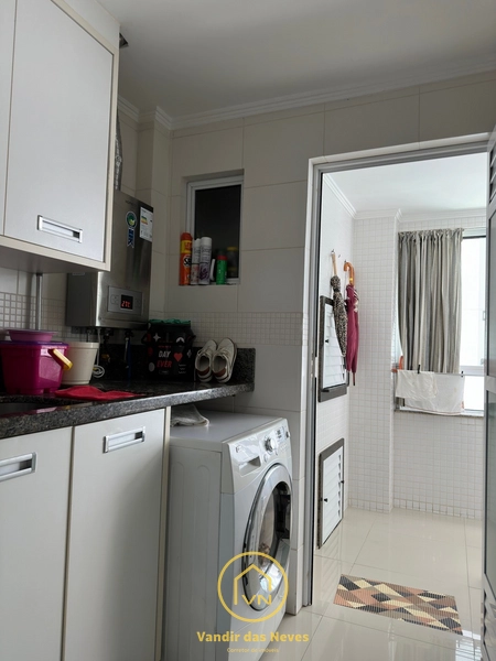 APARTAMENTO NA PRAIA BRAVA: 6ª foto da galeria de imagens do imóvel