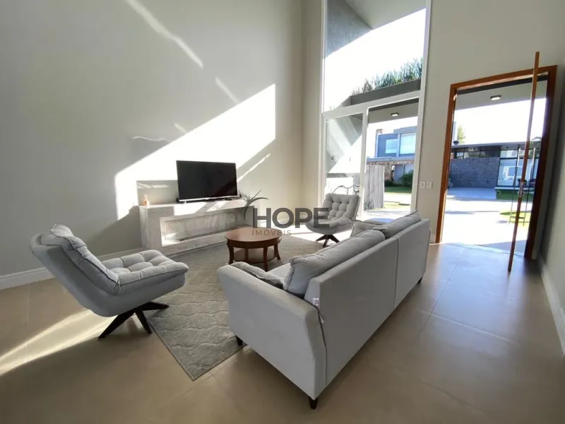 LINDA CASA NO CONDOMÍNIO BLUE!: 1ª foto da galeria de imagens do imóvel