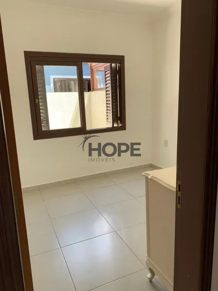 CASA À VENDA NO CENTRO DE XANGRI-LÁ!: 1ª foto da galeria de imagens do imóvel