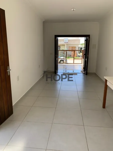 CASA À VENDA NO CENTRO DE XANGRI-LÁ!: 2ª foto da galeria de imagens do imóvel