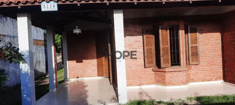 Casa à venda com 2 dormitórios no Centro de Xangri-lá: 4ª foto da galeria de imagens do imóvel