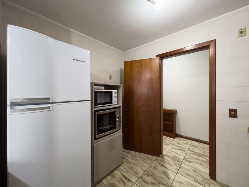APARTAMENTO 3 DORMITÓRIOS DE FRENTE EM CAPÃO DA CANOA: 9ª foto da galeria de imagens do imóvel