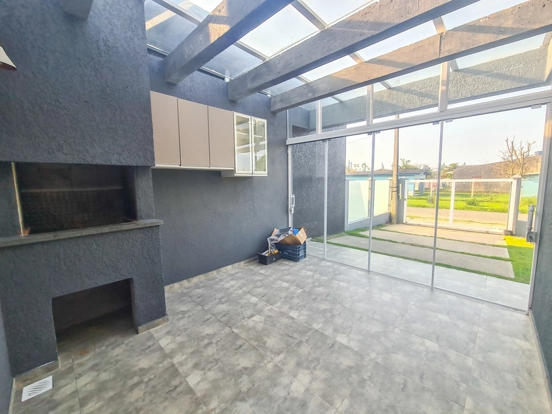 Casa em Capão da Canoa: 2ª foto da galeria de imagens do imóvel