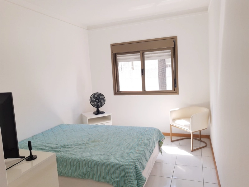 EXCELENTE APARTAMENTO À UMA QUADRA DO MAR À VENDA EM CAPÃO DA CANOA!: 9ª foto da galeria de imagens do imóvel