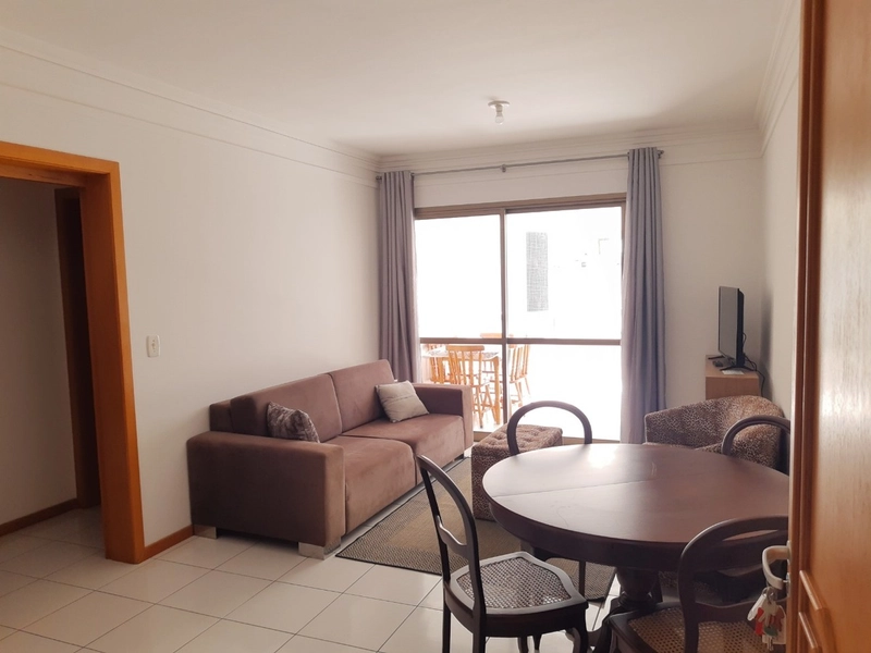 EXCELENTE APARTAMENTO À UMA QUADRA DO MAR À VENDA EM CAPÃO DA CANOA!: 1ª foto da galeria de imagens do imóvel