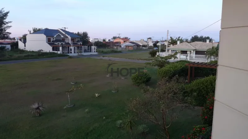 Lindo duplex  com 2 dormitórios em Capão da Canoa: 26ª foto da galeria de imagens do imóvel