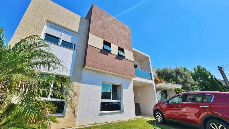 Linda casa à venda no condomínio Las Palmas: 1ª foto da galeria de imagens do imóvel