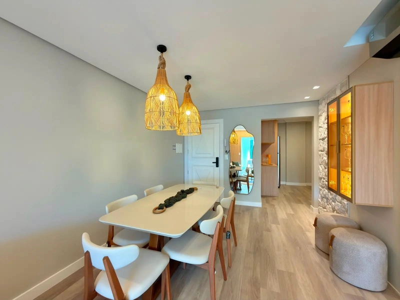 APARTAMENTO À VENDA COM VISTA ETERNA PARA O MAR: 9ª foto da galeria de imagens do imóvel