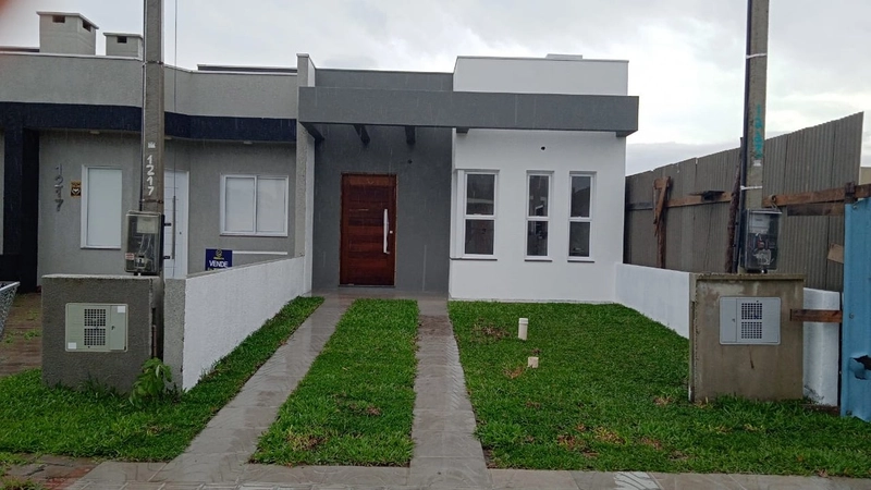 Casa geminada 2 dormitórios: 2ª foto da galeria de imagens do imóvel