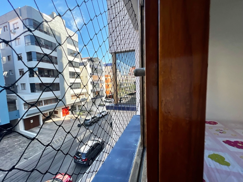 AMPLO APARTAMENTO NO CENTRO DE CAPÃO DA CANOA!: 2ª foto da galeria de imagens do imóvel