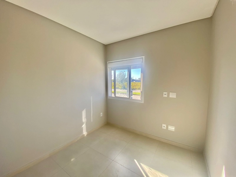 CASA COMPOSTA POR 3 DORMITÓRIOS EM CAPÃO DA CANOA!: 2ª foto da galeria de imagens do imóvel