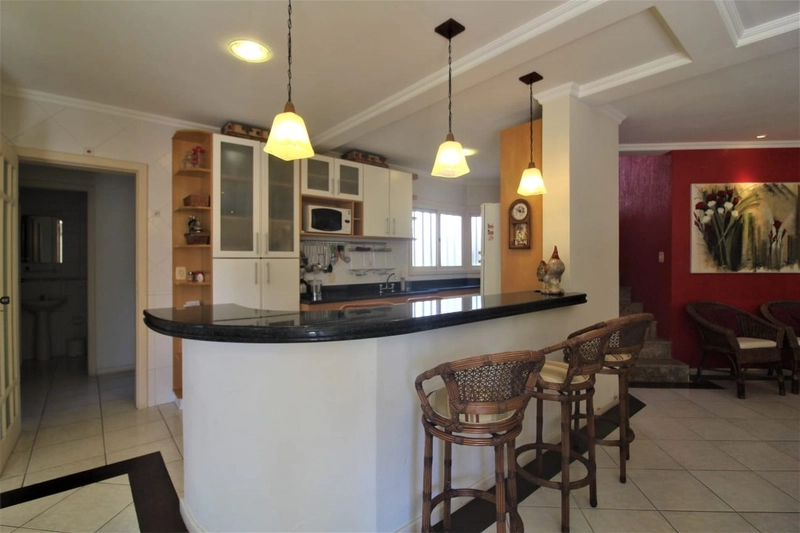CASA 4 DORMITÓRIOS EM XANGRI-LÁ/ATLÂNTIDA: 6ª foto da galeria de imagens do imóvel