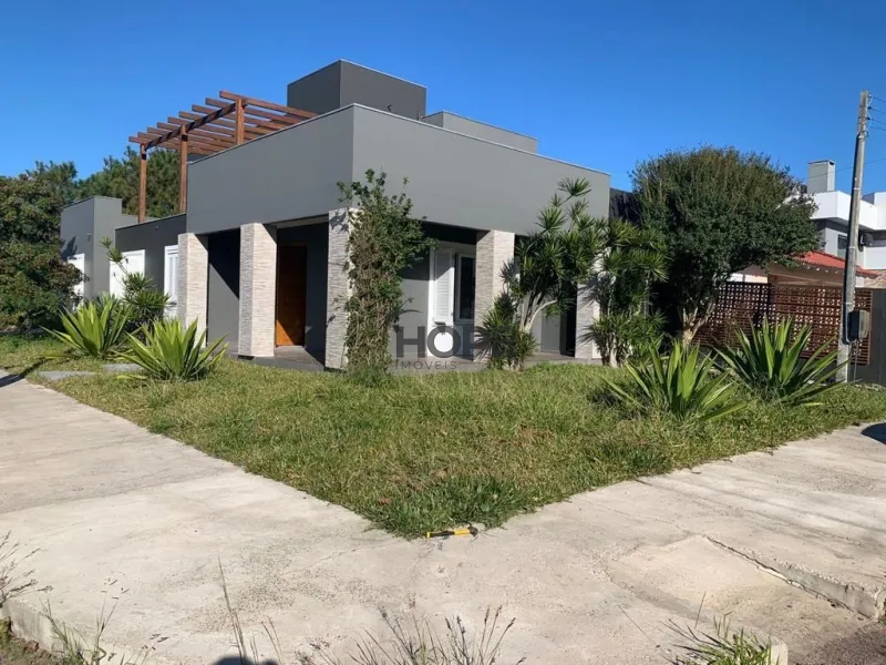 Casa com quatro dormitórios em bairro de Capão da Canoa: 16ª foto da galeria de imagens do imóvel