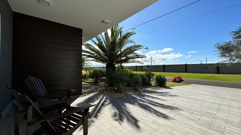 CASA 4 SUÍTES EM CONDOMÍNIO FECHADO/CAPÃO DA CANOA: 3ª foto da galeria de imagens do imóvel