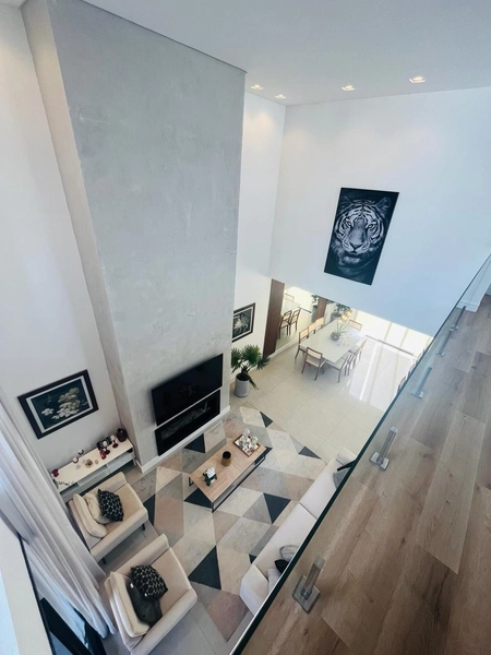 Casa com quatro suítes em condomínio de Xangri-lá: 2ª foto da galeria de imagens do imóvel