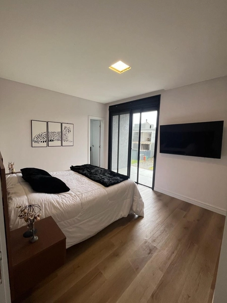 Casa com quatro suítes em condomínio de Xangri-lá: 18ª foto da galeria de imagens do imóvel