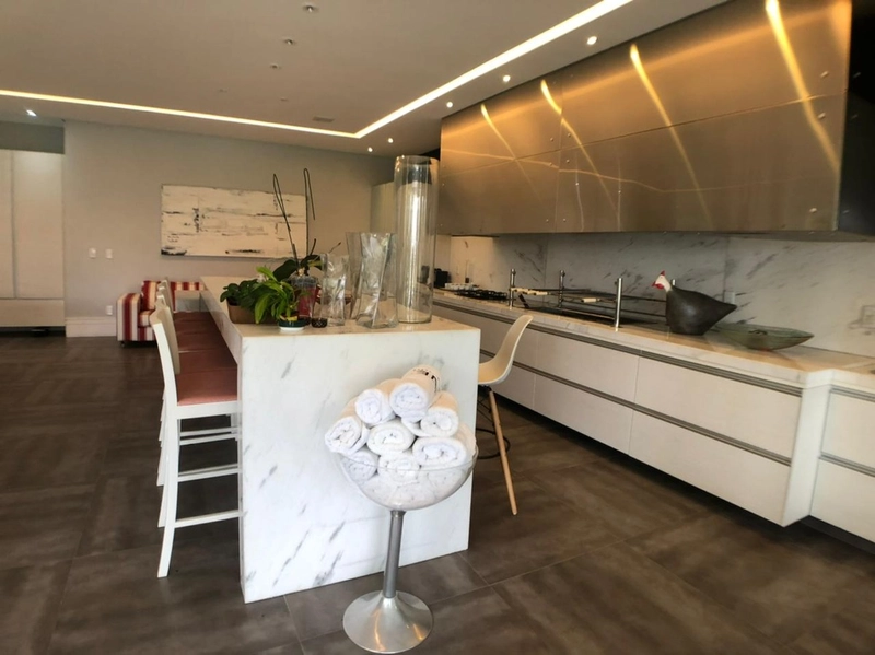 CASA EM CONDOMÍNIO FECHADO EM XANGRI-LÁ: 2ª foto da galeria de imagens do imóvel