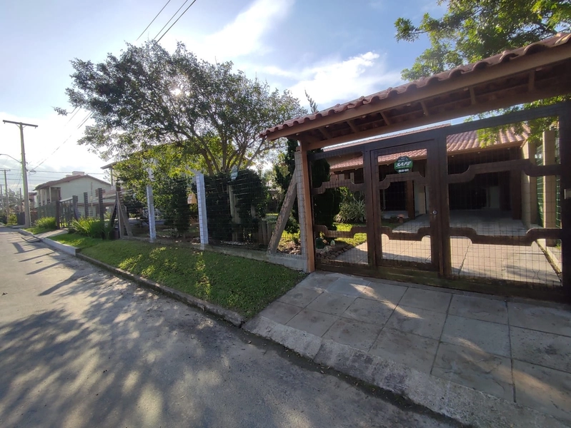 ÓTIMA CASA COMPOSTA POR 2 DORMITÓRIOS EM TRAMANDAÍ: 4ª foto da galeria de imagens do imóvel