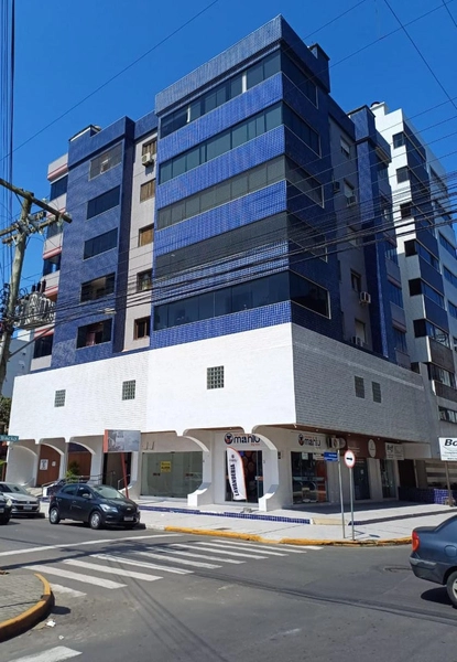 Apartamento mobiliado decorado no centro de Capão da Canoa!: 1ª foto da galeria de imagens do imóvel