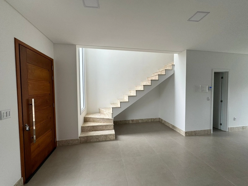 SOBRADO 3 DORMITÓRIOS EM XANGRI-LÁ/ CENTRO: 8ª foto da galeria de imagens do imóvel