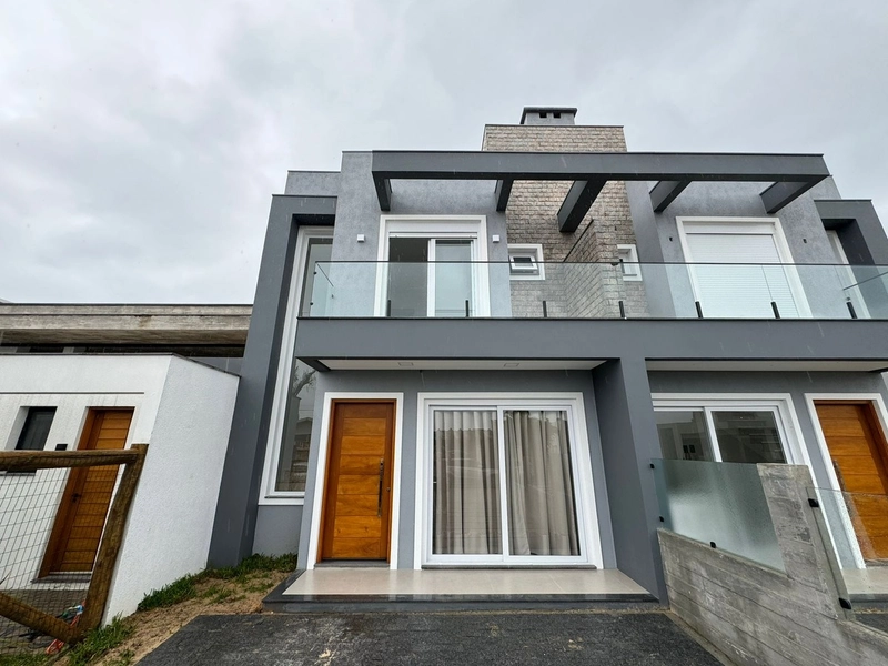 SOBRADO 3 DORMITÓRIOS EM XANGRI-LÁ/ CENTRO: 4ª foto da galeria de imagens do imóvel
