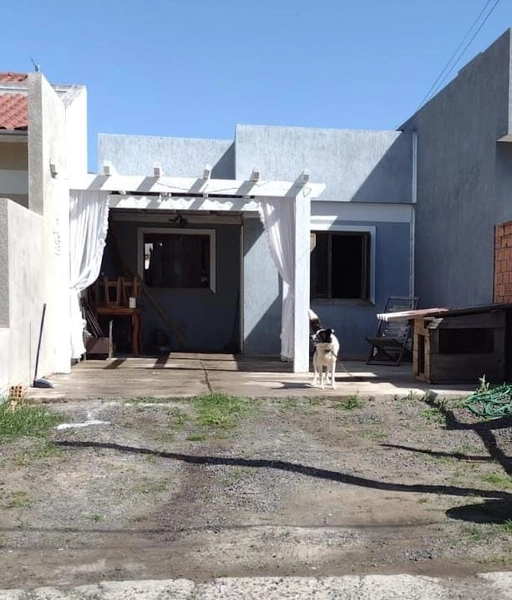 Casa 2 dormitórios em capão da canoa: 22ª foto da galeria de imagens do imóvel