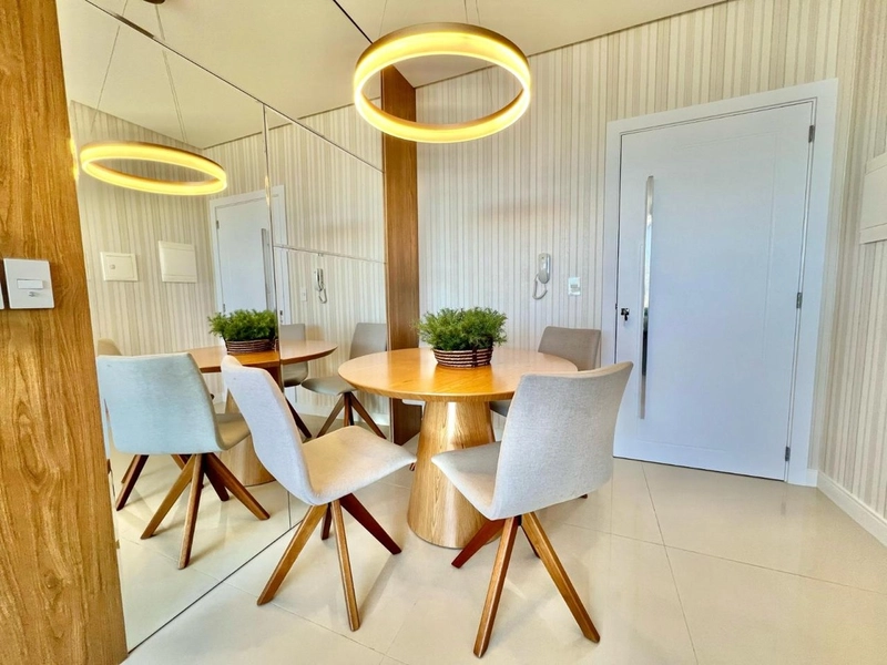 APARTAMENTO DECORADO COM LINDA VISTA EM CAPÃO DA CANOA: 2ª foto da galeria de imagens do imóvel
