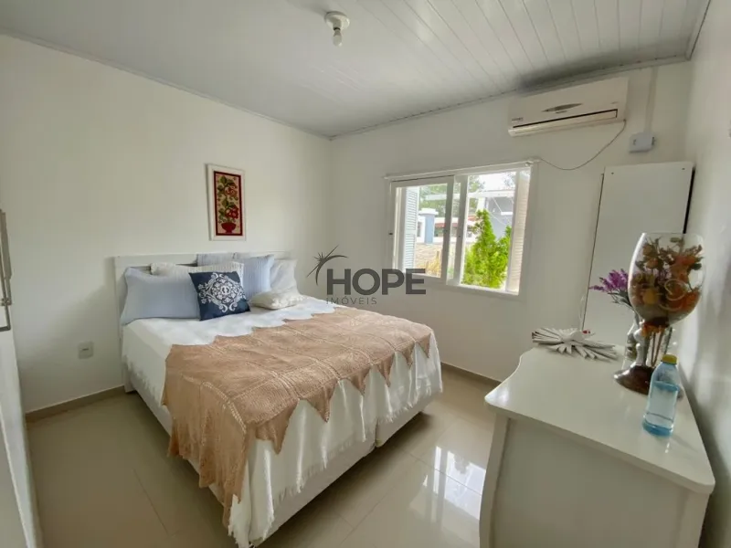 Casa composta por 4 dormitórios próxima ao mar de Capão da Canoa!: 1ª foto da galeria de imagens do imóvel