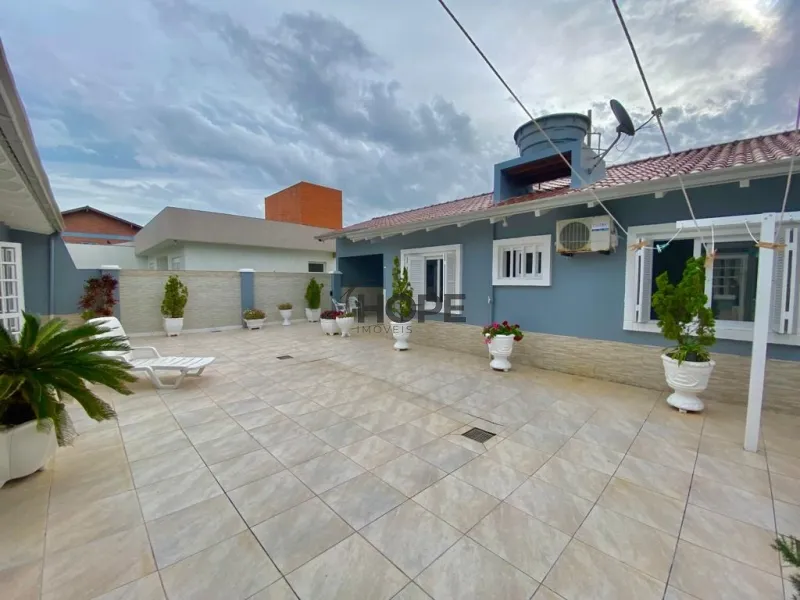 Casa composta por 4 dormitórios próxima ao mar de Capão da Canoa!: 11ª foto da galeria de imagens do imóvel