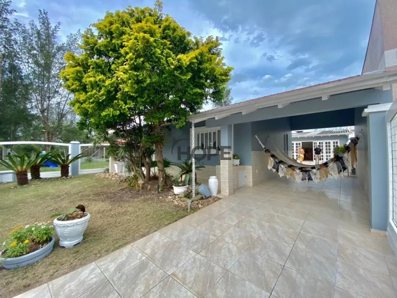 Casa composta por 4 dormitórios próxima ao mar de Capão da Canoa!: 6ª foto da galeria de imagens do imóvel