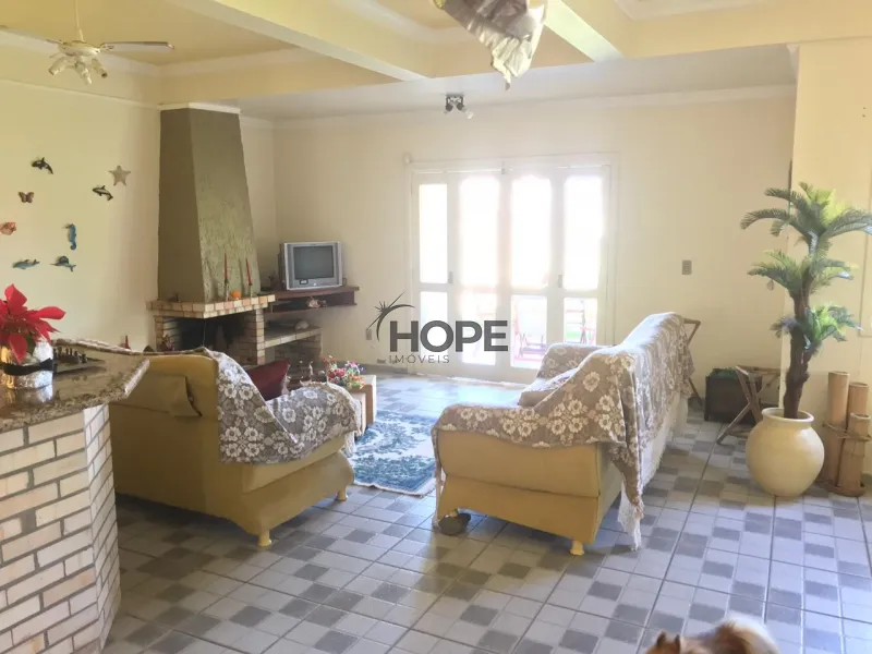 LINDA CASA BEM LOCALIZADA COM PISCINA!: 7ª foto da galeria de imagens do imóvel