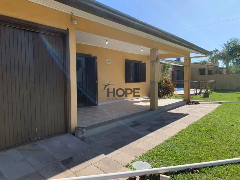 Casa com 3 dormitórios, sendo uma suíte em bairro de Capão da Canoa: 15ª foto da galeria de imagens do imóvel
