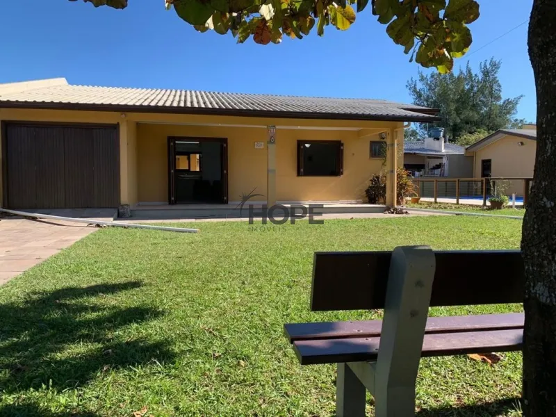 Casa com 3 dormitórios, sendo uma suíte em bairro de Capão da Canoa: 41ª foto da galeria de imagens do imóvel