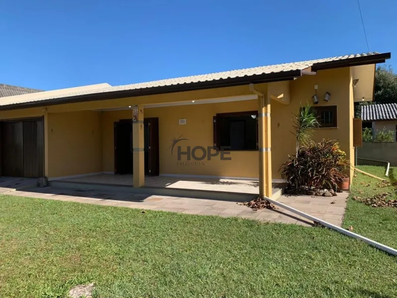 Casa com 3 dormitórios, sendo uma suíte em bairro de Capão da Canoa: 26ª foto da galeria de imagens do imóvel