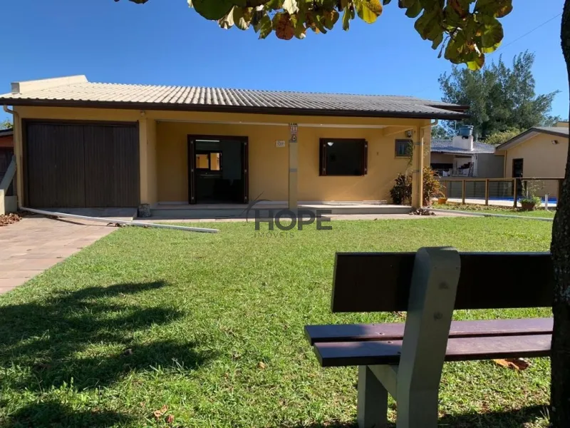 Casa com 3 dormitórios, sendo uma suíte em bairro de Capão da Canoa: 29ª foto da galeria de imagens do imóvel
