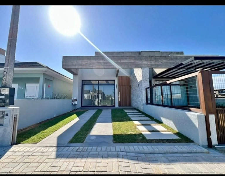 CASA À VENDA EM CAPÃO DA CANOA!: 1ª foto da galeria de imagens do imóvel