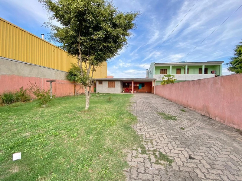 Casa com três dormitórios a venda na Zona Nova de Capão da Canoa: 2ª foto da galeria de imagens do imóvel