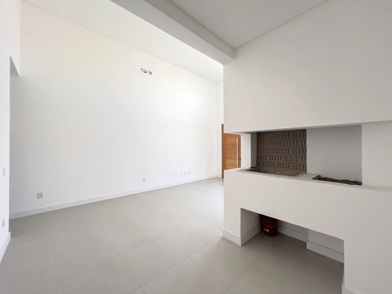 CASA COMPOSTA POR 3 DORMITÓRIOS EM CAPÃO DA CANOA!: 20ª foto da galeria de imagens do imóvel