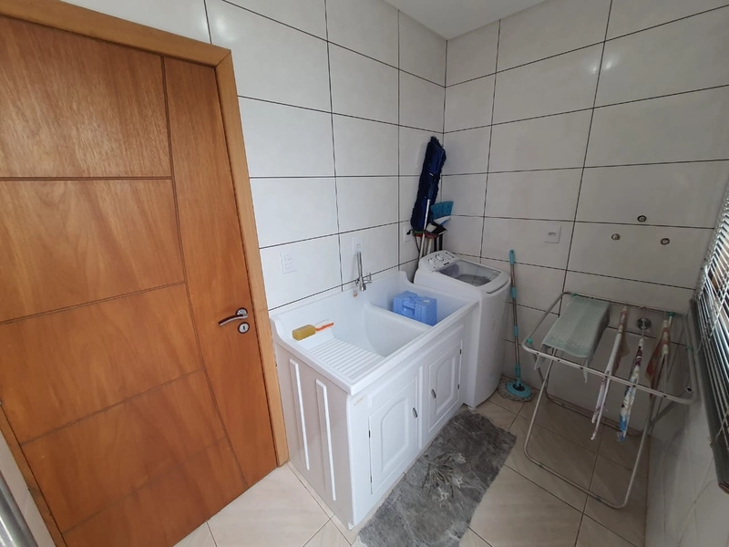 CASA COM 4 DORMITÓRIOS EM CAPÃO DA CANOA!: 18ª foto da galeria de imagens do imóvel