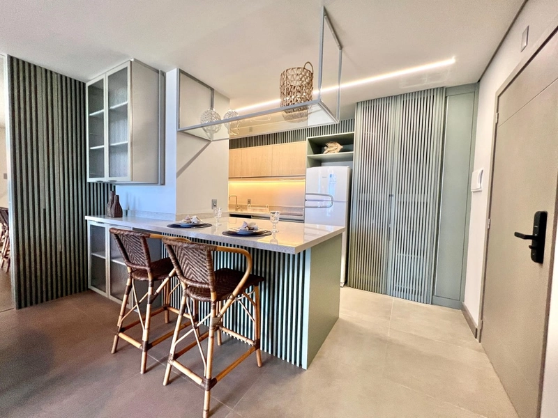 APARTAMENTO 1 DORMITÓRIO DE FRENTE PARA AVENIDA CENTRAL DE ATLÂNTIDA/: 9ª foto da galeria de imagens do imóvel
